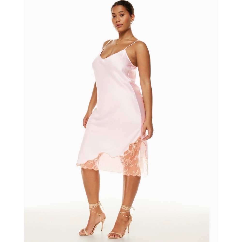 Wilfred Aritzia Pink Satin Lace Trim Midi Slip Dress V-Neck Adj Straps romantic
